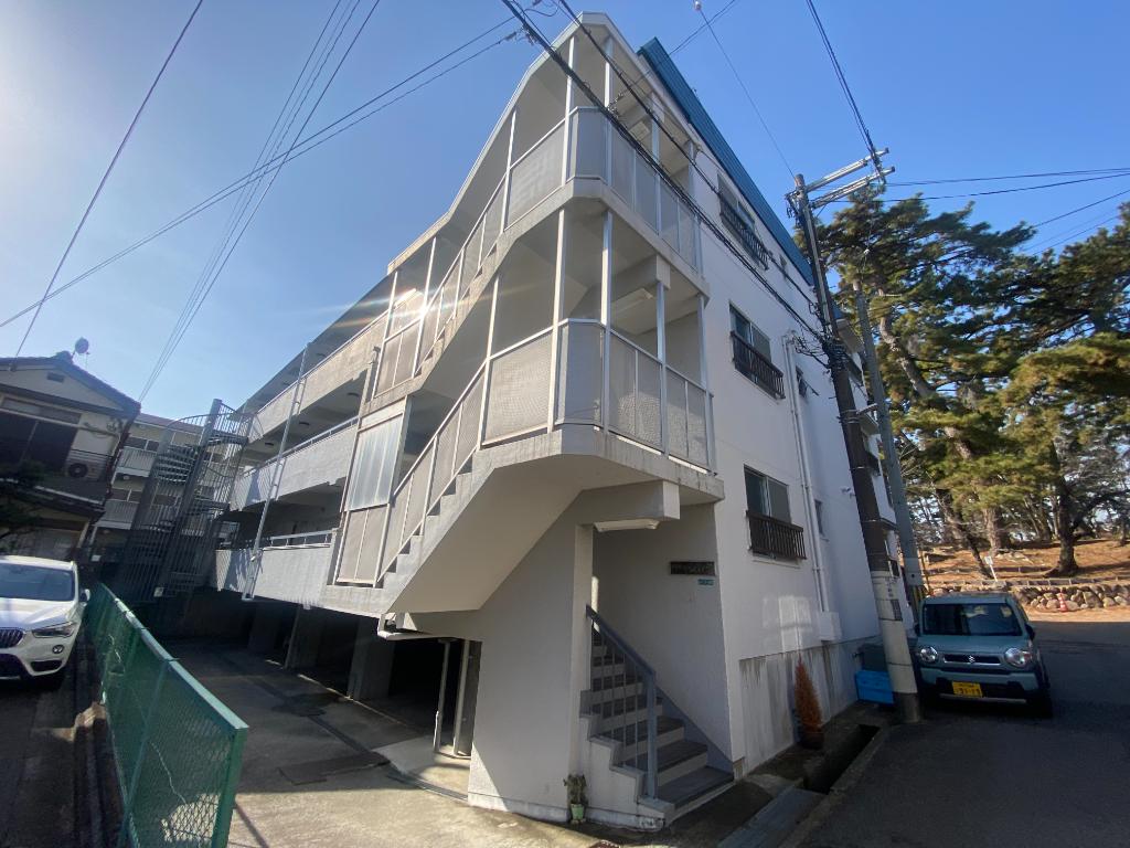 【夙川サンハイツ】 101 外観