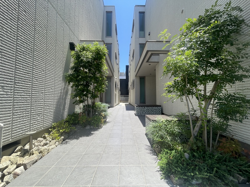 へーベルメゾン小松西町西棟 103 玄関