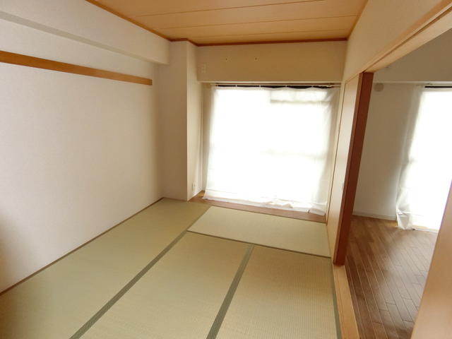 ファミリアル門戸 302 その他
