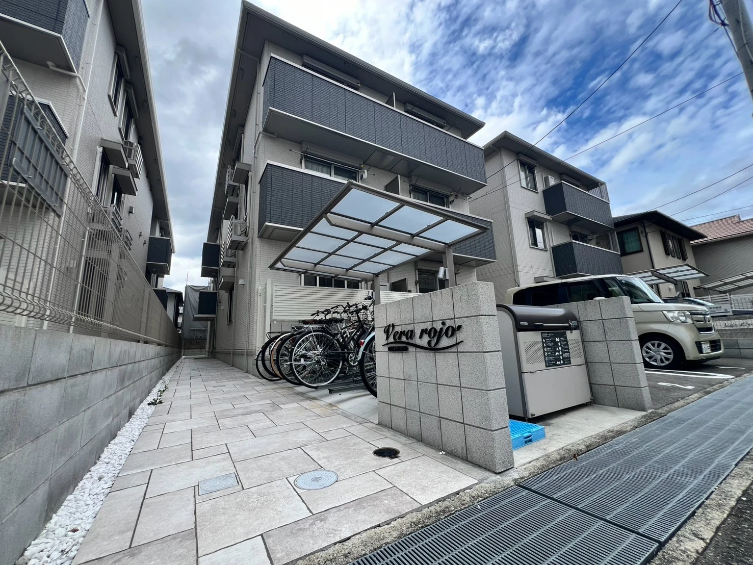 ヴェラ ロホ 103 外観