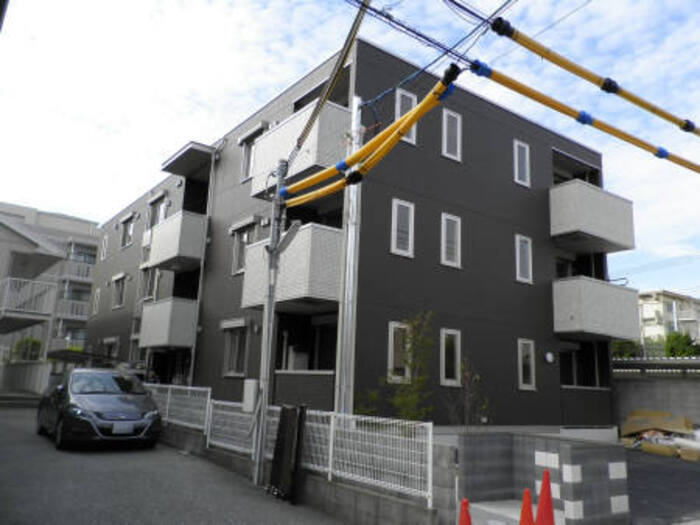 ピケルーナ西宮北口 101 外観
