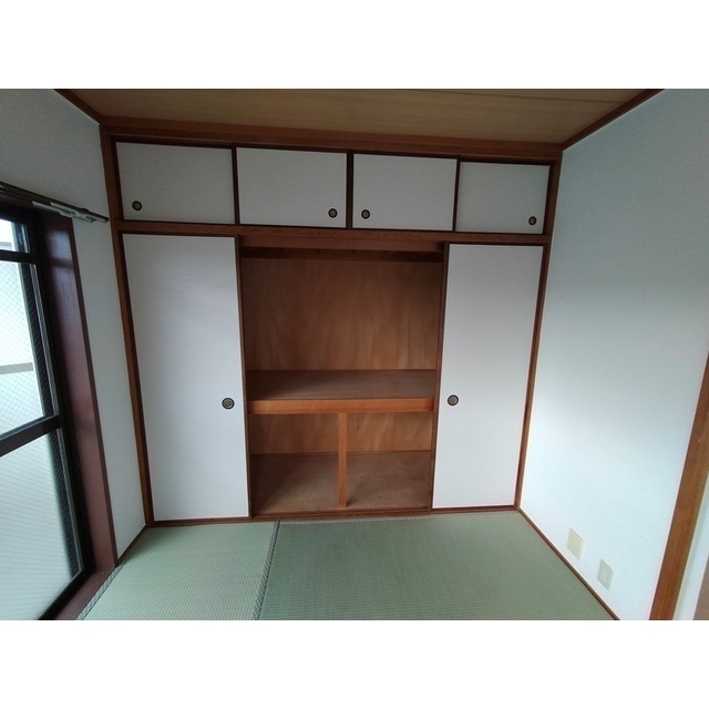 ハイツ・タナカ 203 収納