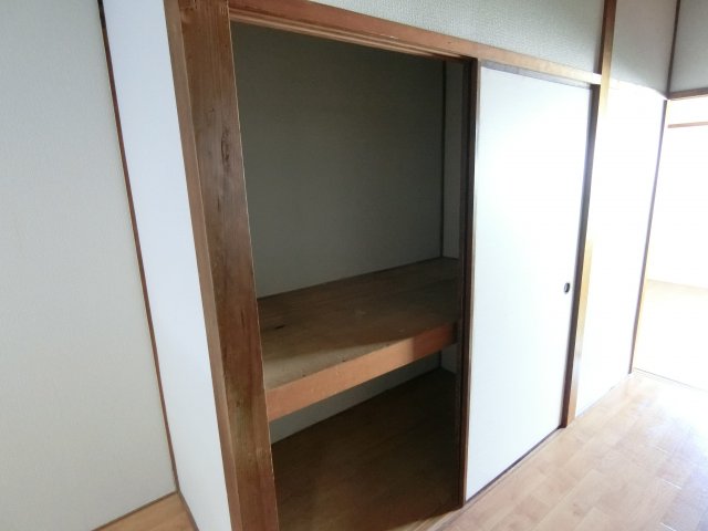 コーポ戸崎 23 収納