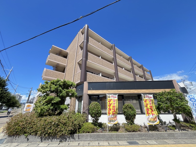 Avenue 203 外観