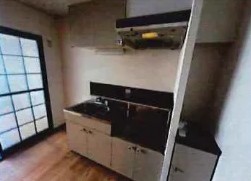 ソレイユ綾羽 103 キッチン