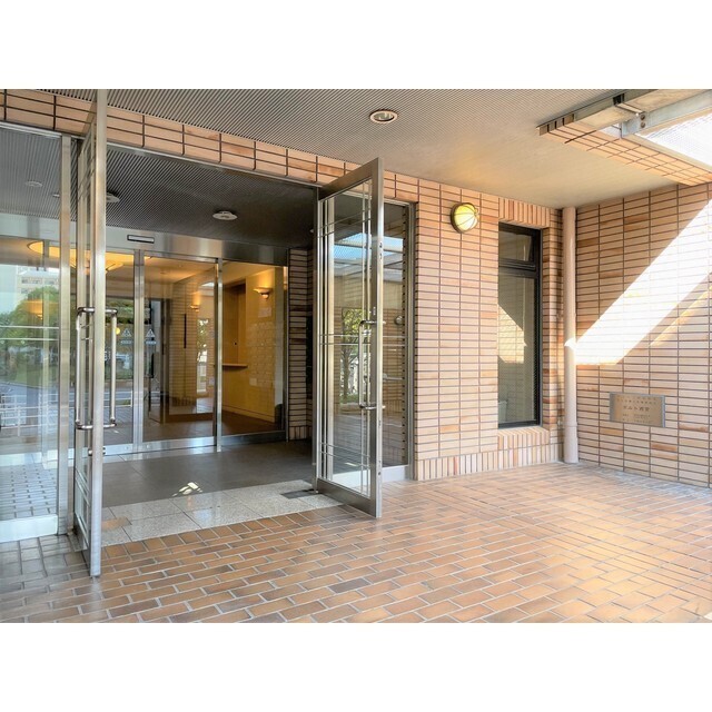 ポルト西宮 402 玄関