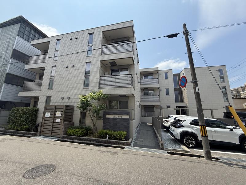 リュネ甲子園 107 外観