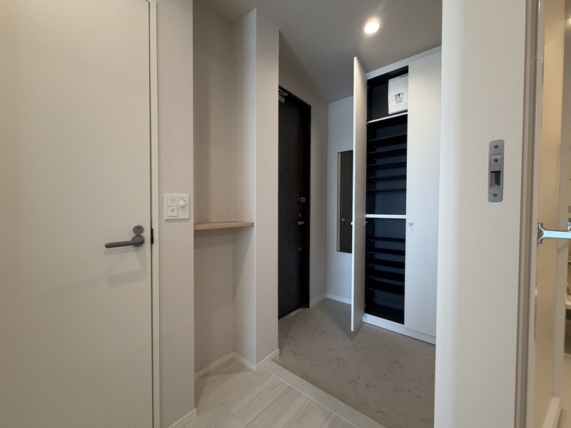 La vita西宮北口 306 玄関