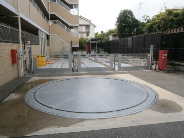 MINT甲子園三番町 103 駐車場