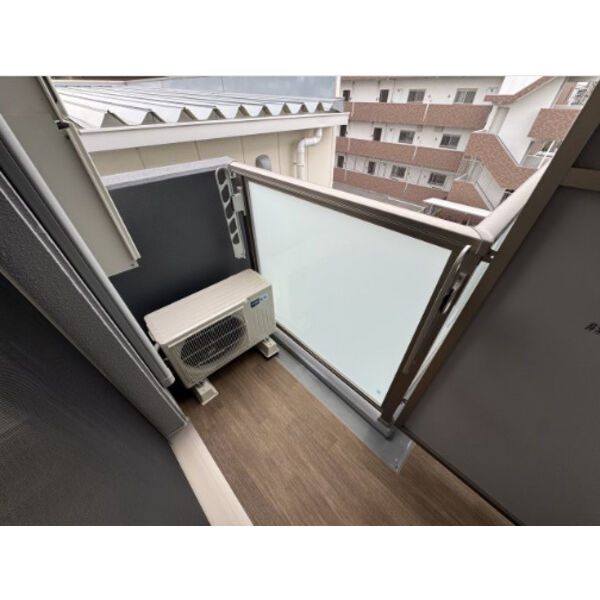 GRAN KOBELIA津門大箇町 303 バルコニー