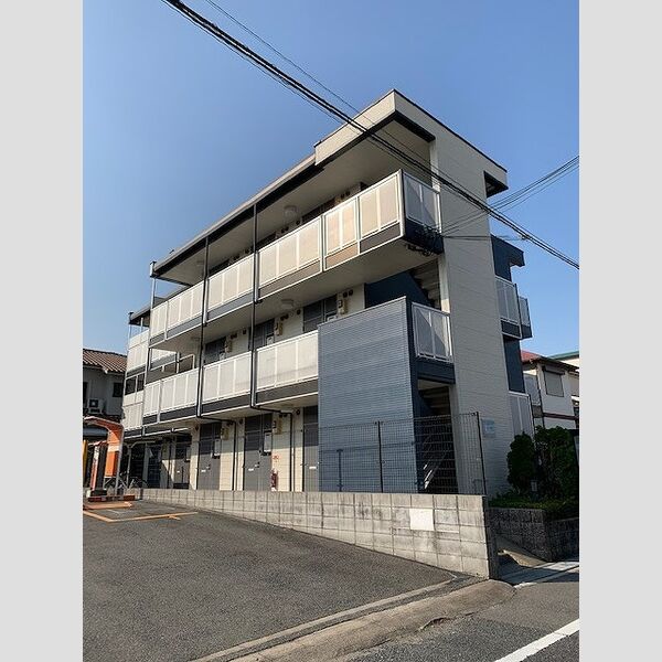 レオパレス甲子園 104 外観