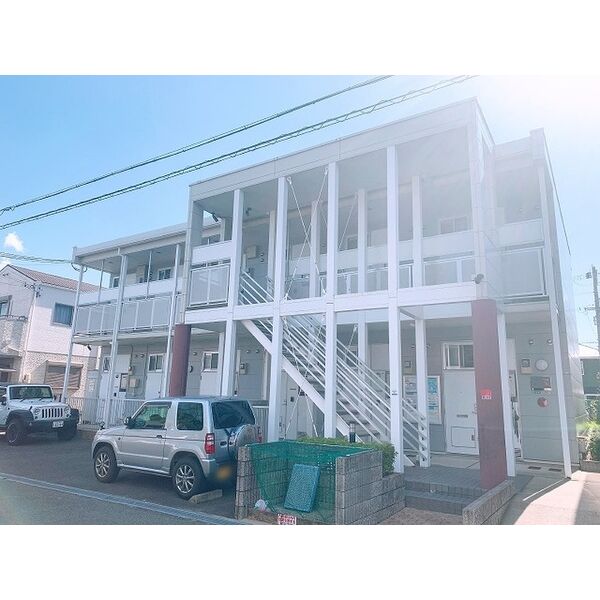 レオパレス九番町 203 外観