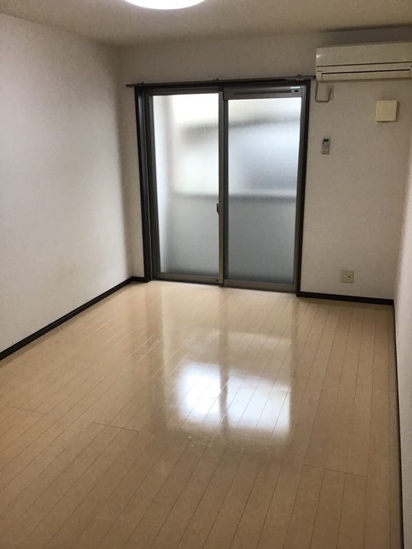 フジパレス夙川江上町 103 リビング