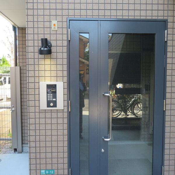 ドエル小松SOUTH 201 玄関