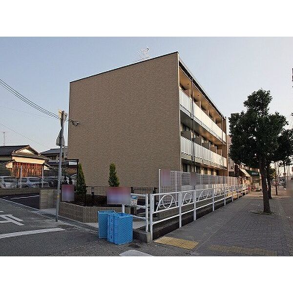 レオパレス甲子園CITY 202 外観