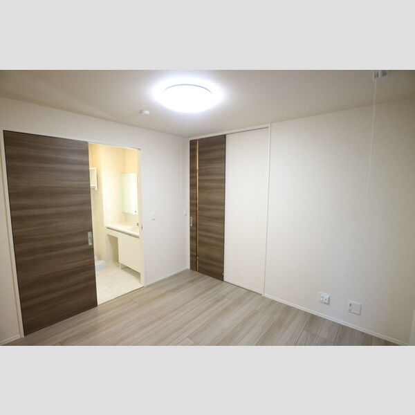 D-room WEST PARK 西宮北口 101 リビング