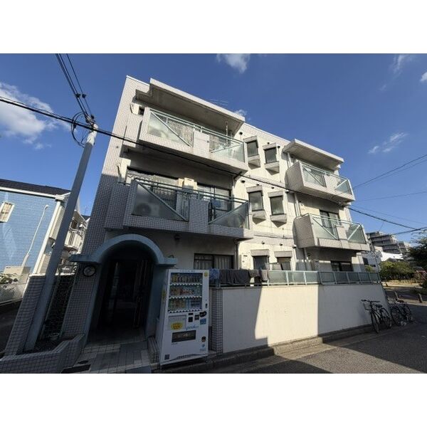 プチシャルマン西宮東 302 外観