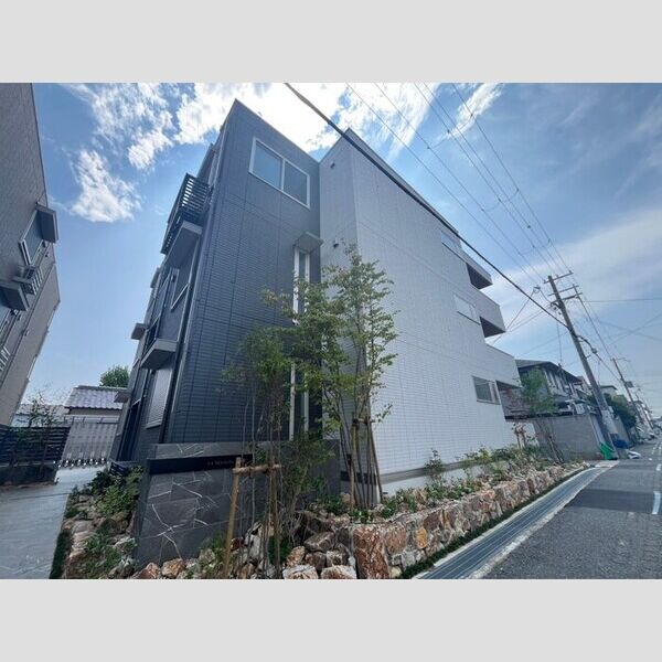 ラ・メゾン三保町