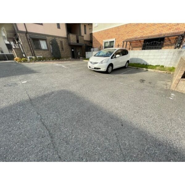 ボナールクレハ(II) 00208 駐車場