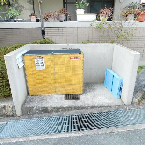 サンラヴィーヌ甲陽園 101 その他共有部分