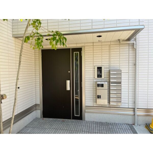 COLN KURAKUEN WEST 00203 外観