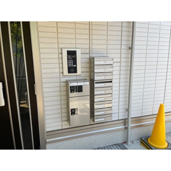 COLN KURAKUEN WEST 00203 外観