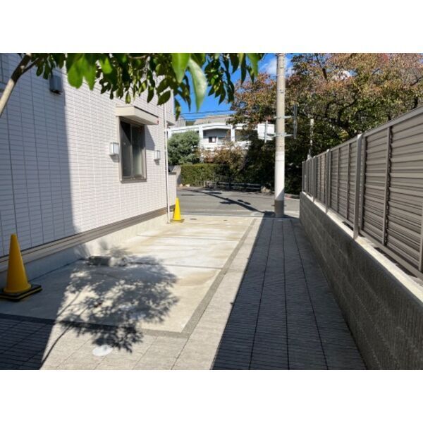 COLN KURAKUEN WEST 00203 外観