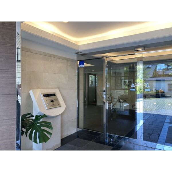 名次町ロジュマン 204 玄関
