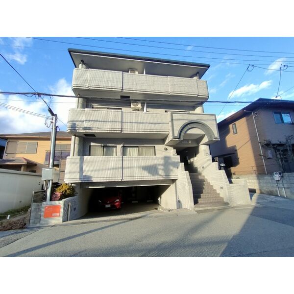ヴォーン夙川