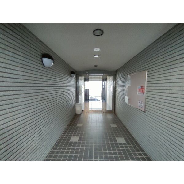 ヴォーン夙川 301 玄関