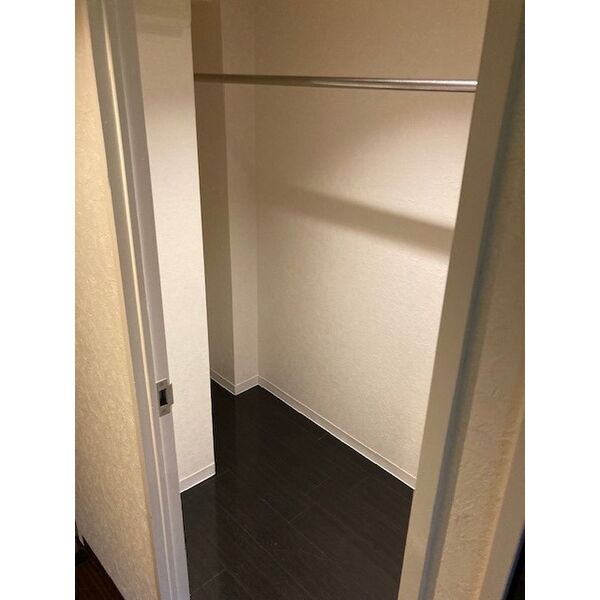 ホープ芦屋 210 収納