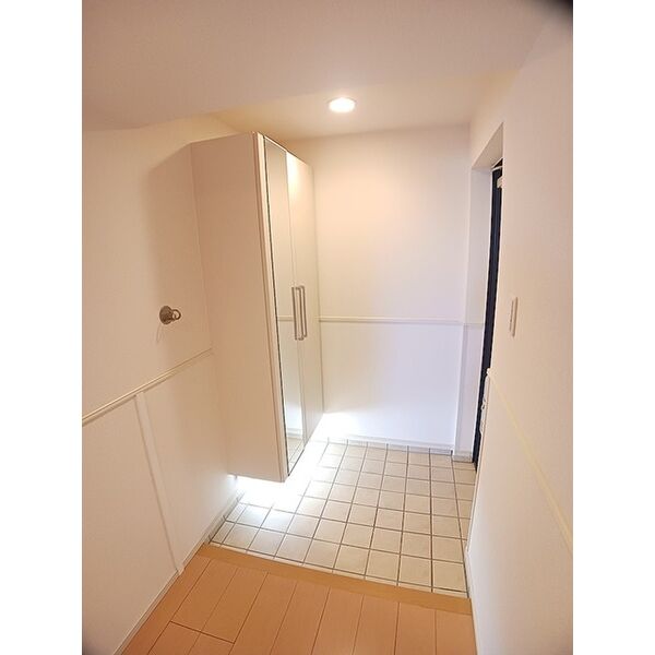 エアリーヒルズ芦屋 405 玄関