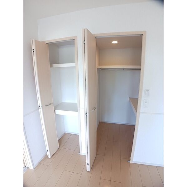 エアリーヒルズ芦屋 405 収納